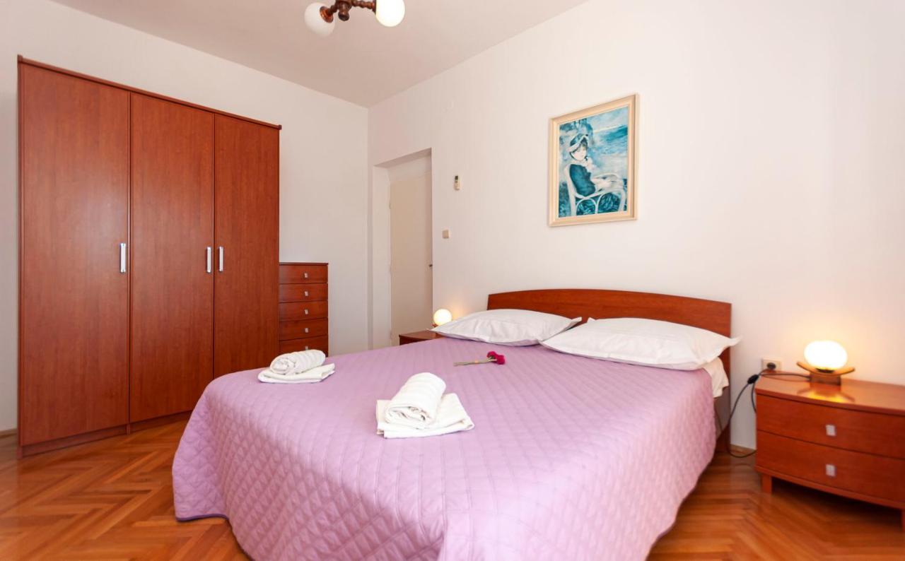 Apartments And Rooms Nikola Omiš Exterior foto